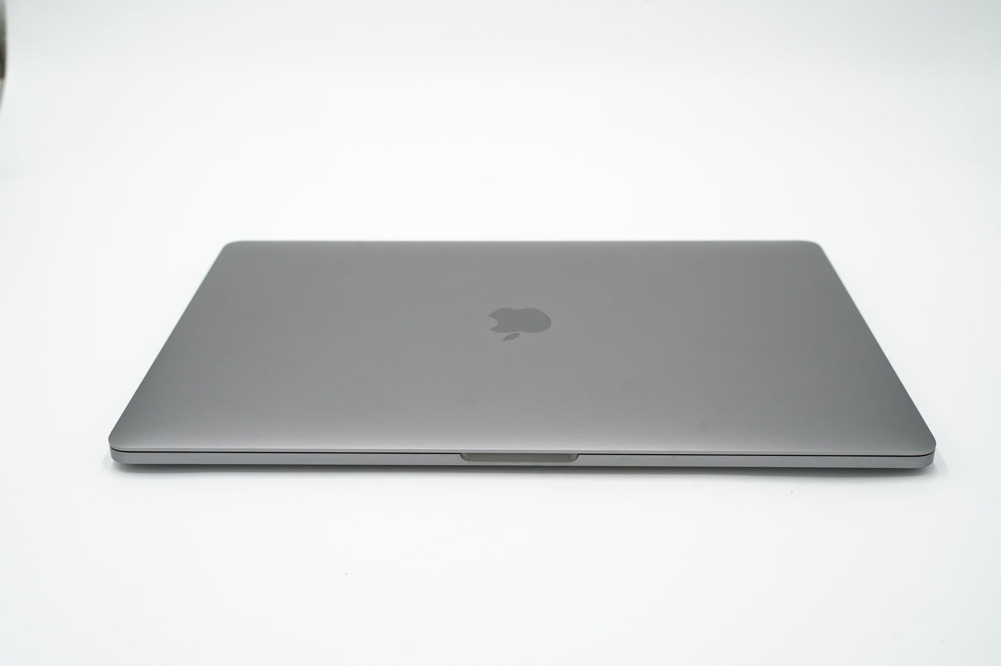 Apple 15" Macbook Pro Core i7 2.9GHz, 16GB, Radeon Pro 455, Used