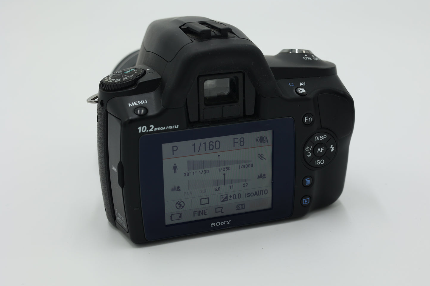 Sony A230/0500124 DSLR A230 w/18-55mm f/3.5-5.6 SAM, Used
