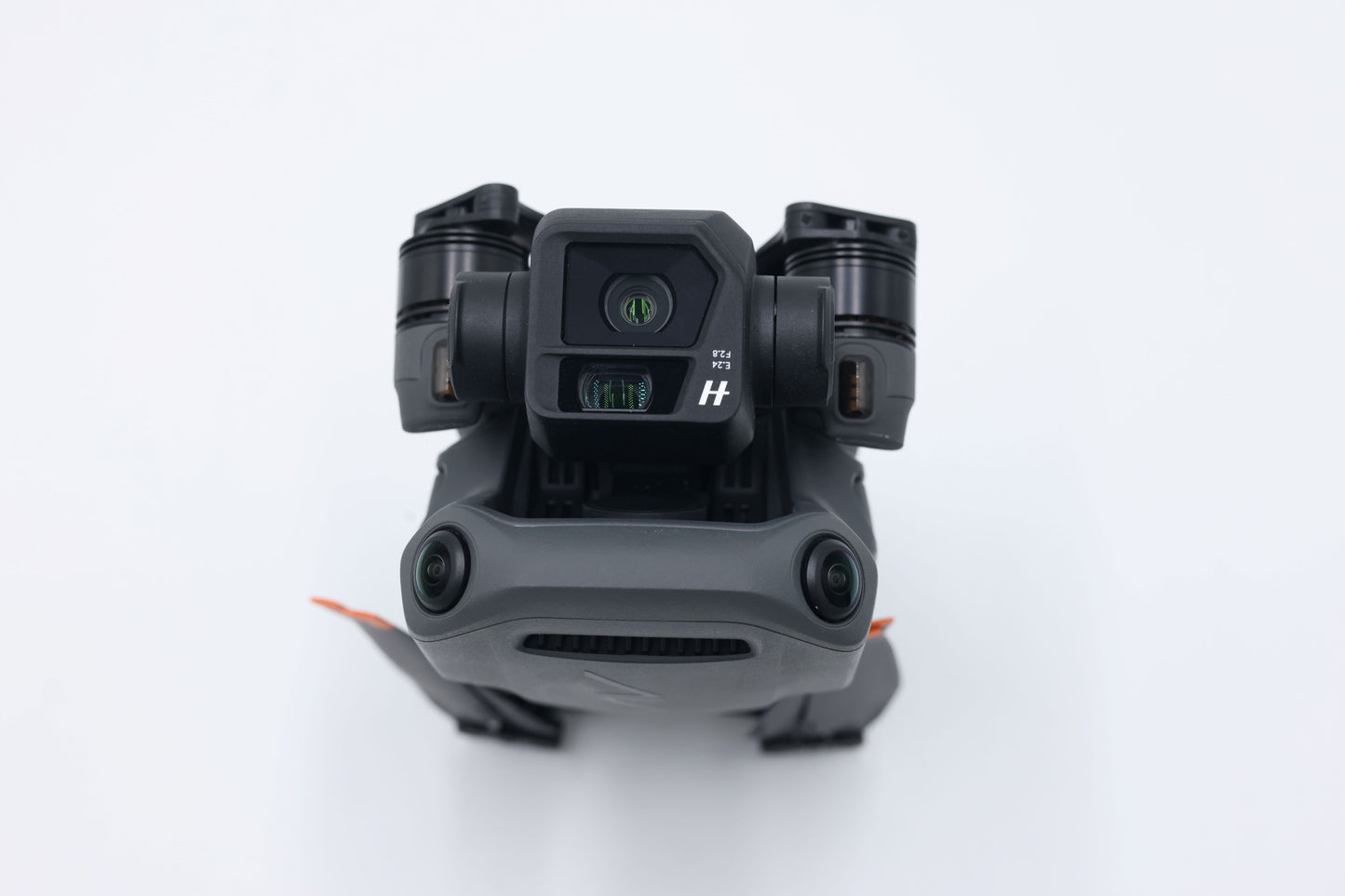 DJI MAVIC3FMC/E0448 Mavic 3 Fly More Combo w/RC Remote, Used