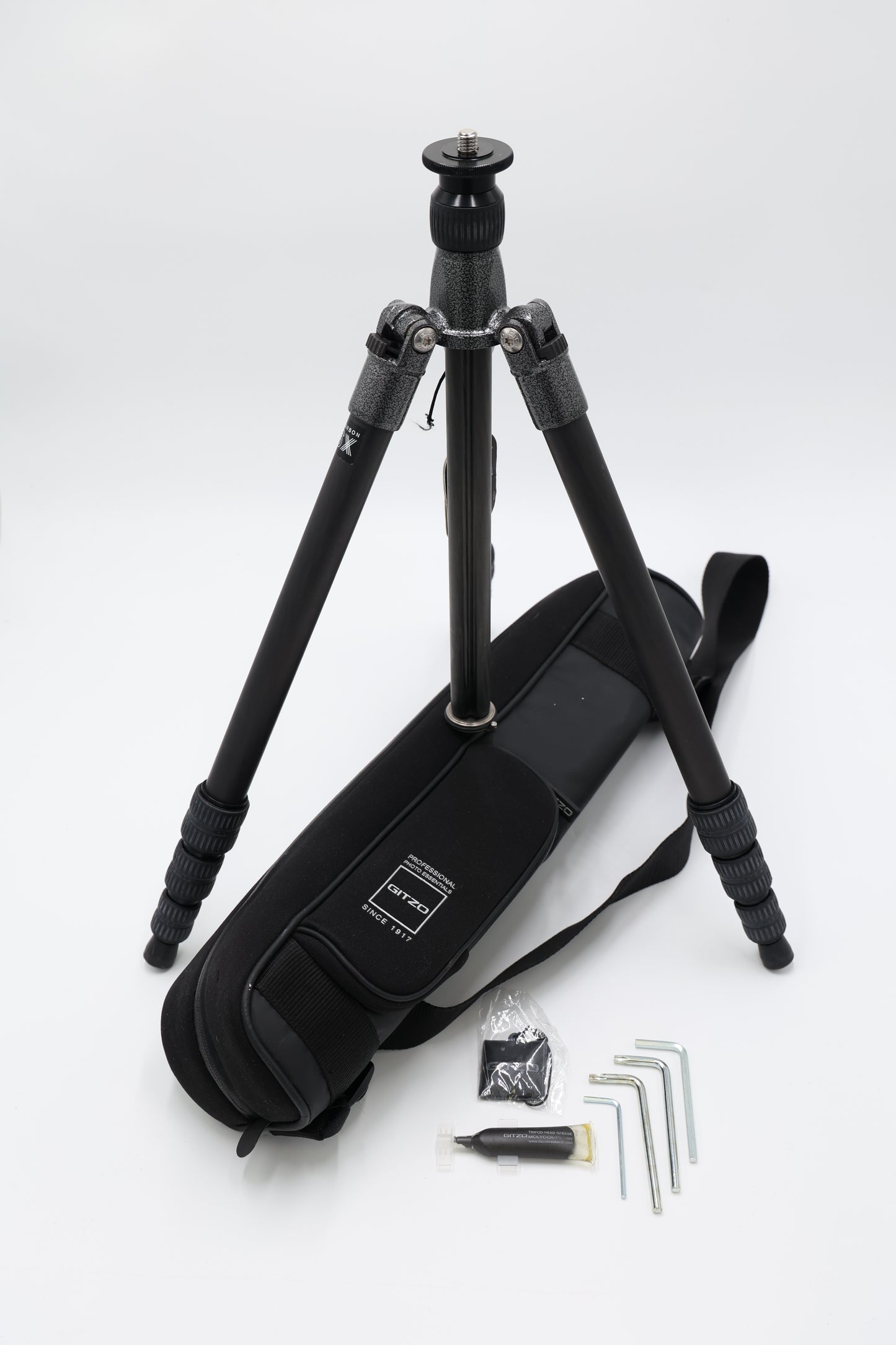 Gitzo GT1541 Carbon Fiber Tripod w/case, Used