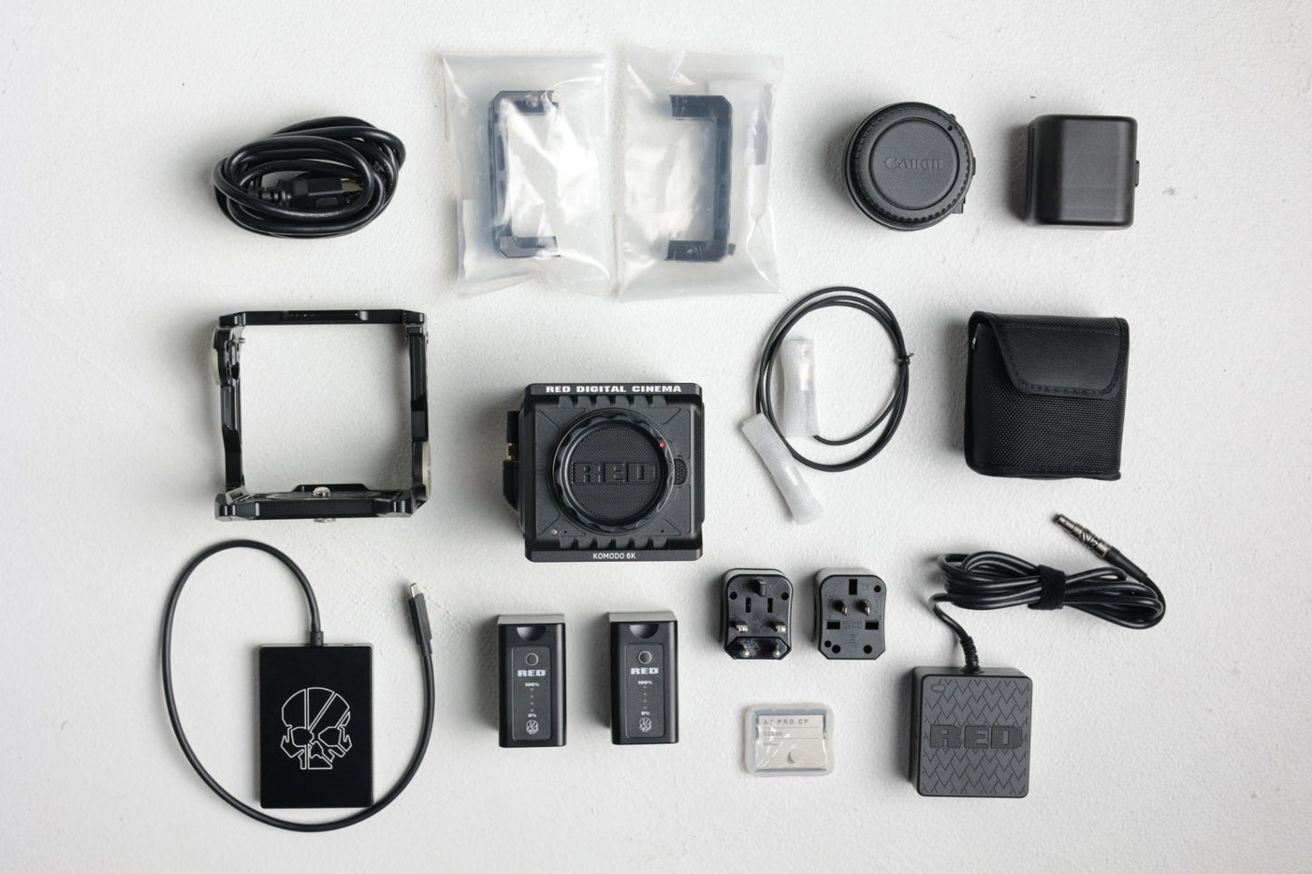 Red KOMODO6KSP/26185 Komodo 6K Starter Pack + Canon Drop-In Mount Adapter + Smallrig Camera Cage, Used