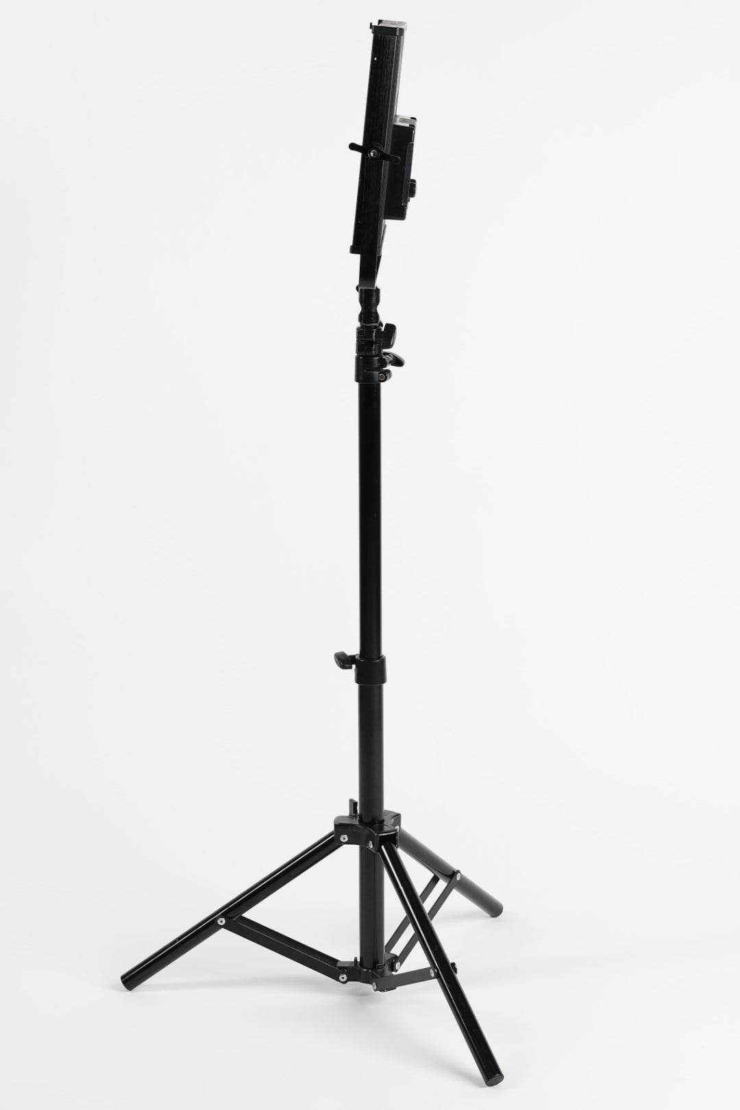 GVM 520LS-B Bi-Color LED Video Light (2 lights & 1 Stand), Used
