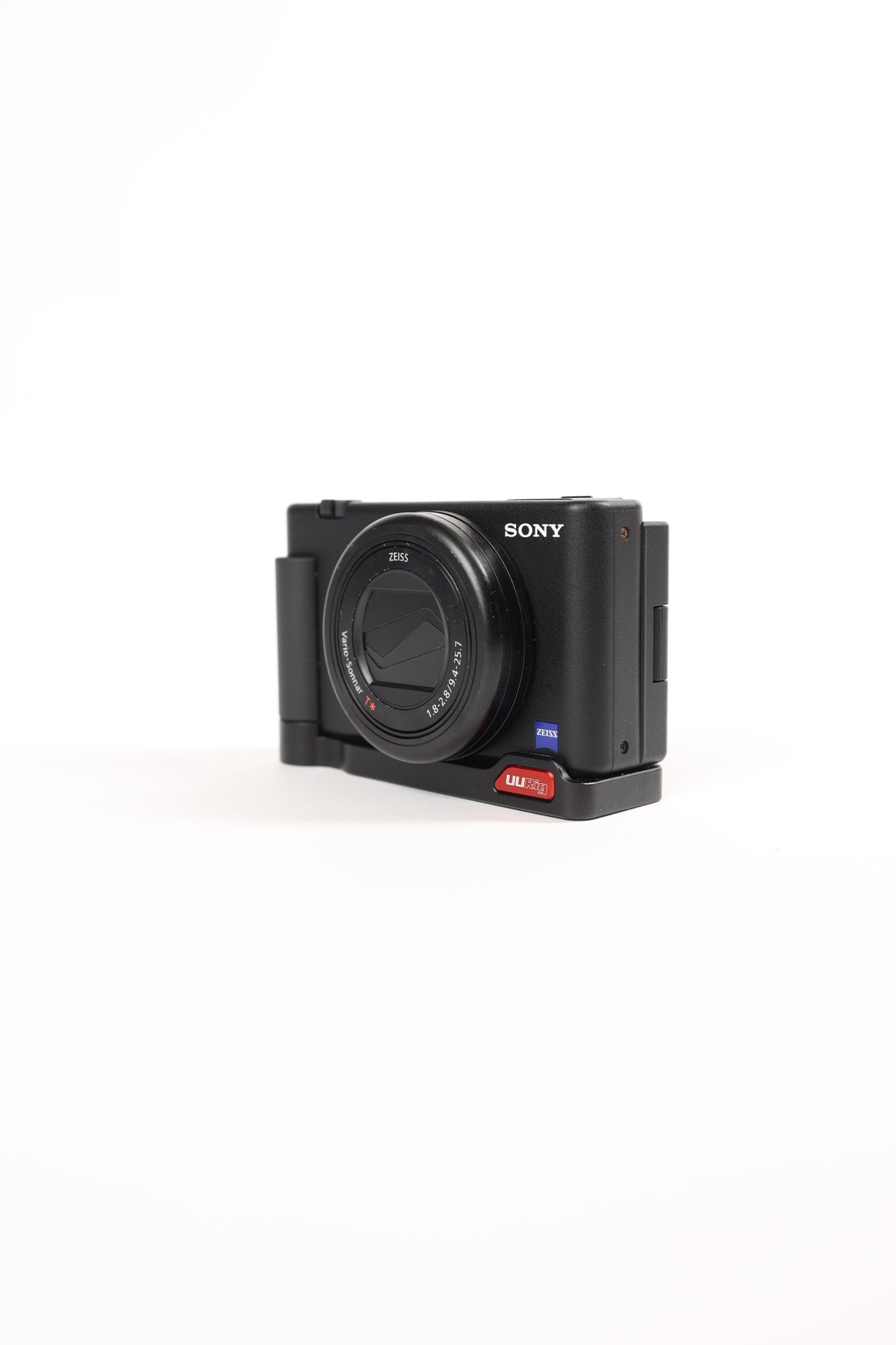 Sony ZV1/B/0986576 DCZV1 Camera, Black, Used (For Parts)