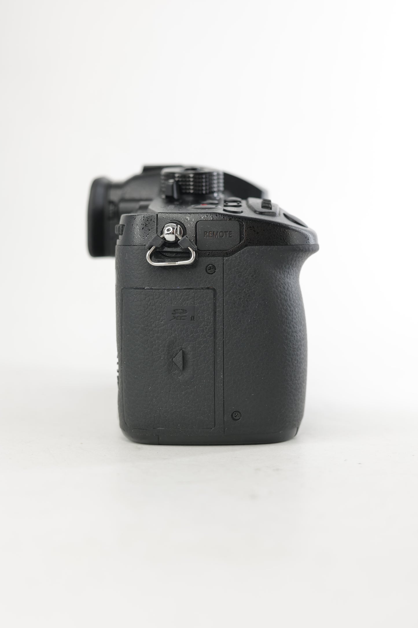 Panasonic GH5/35100/04212 DC-GH5 + 35-100mm f/2.8 Lens, Used