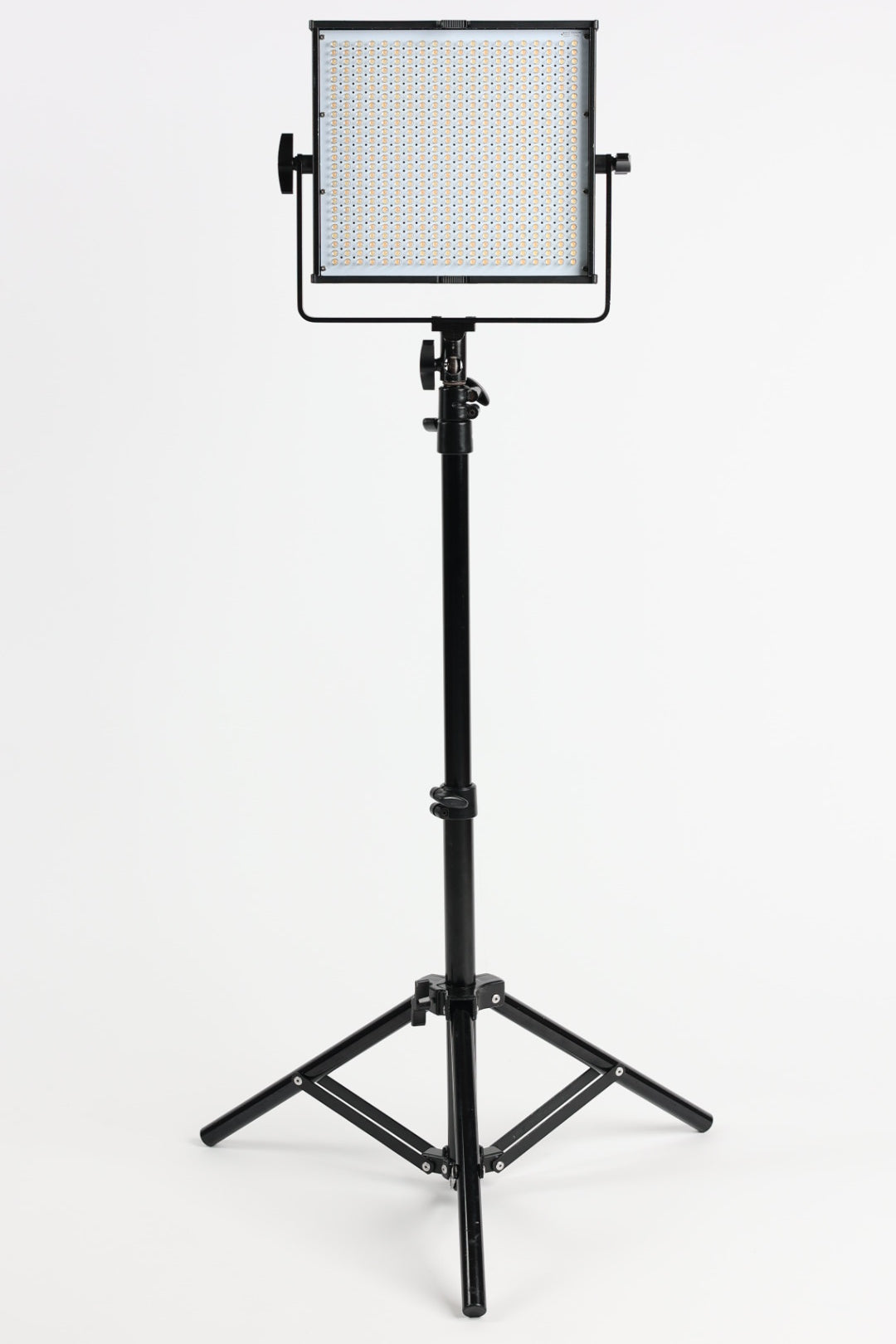 GVM 520LS-B Bi-Color LED Video Light (2 lights & 1 Stand), Used