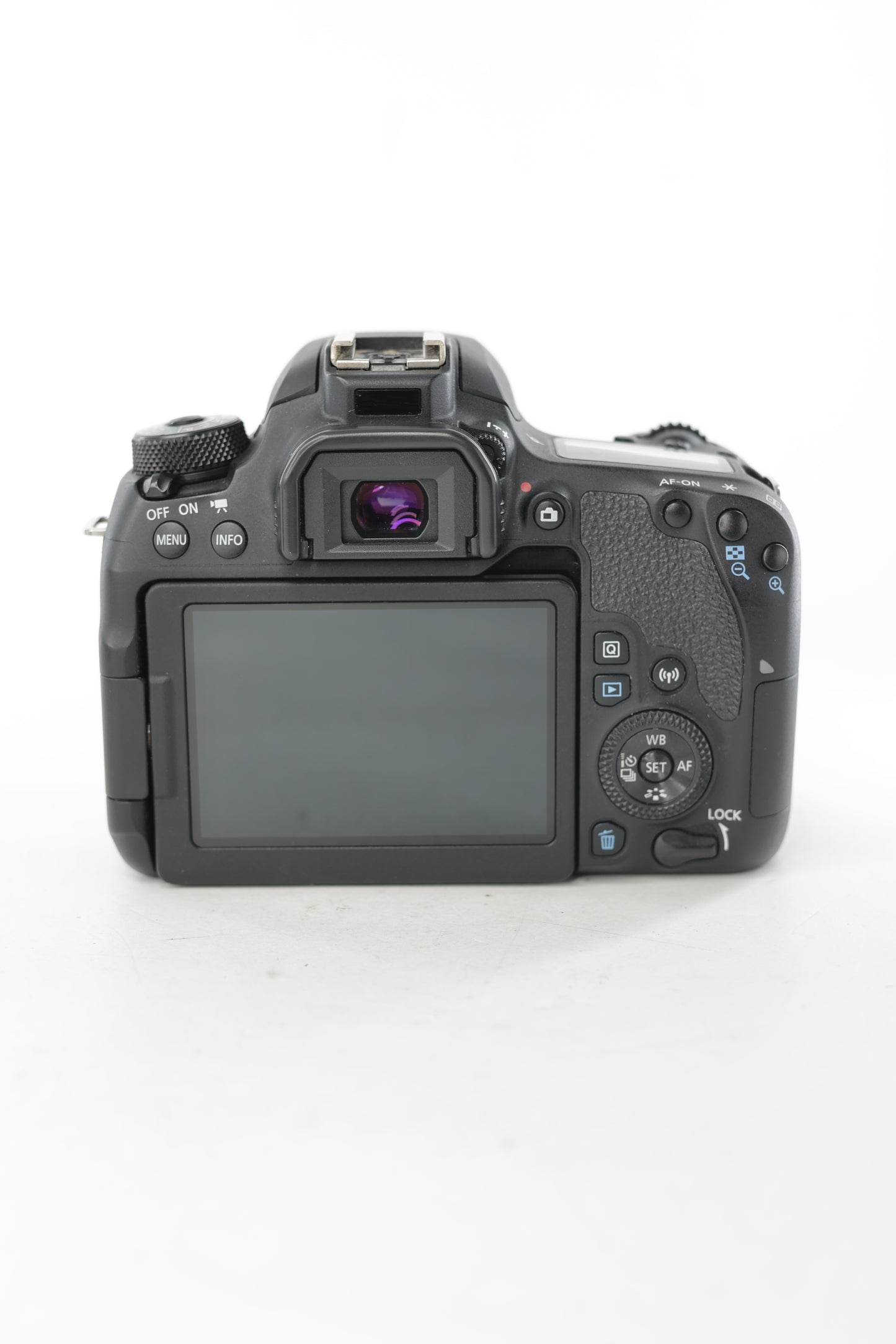 Canon EOS77D/04446 EOS 77D Body Only, Used