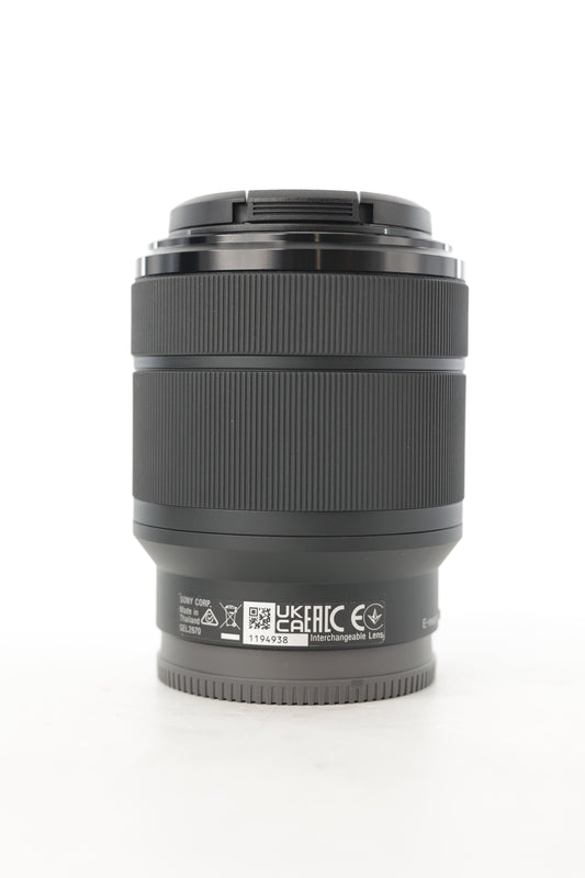 Sony SEL2870/1194938 FE 28-70mm f/3.5-5.6 OSS Lens, Used