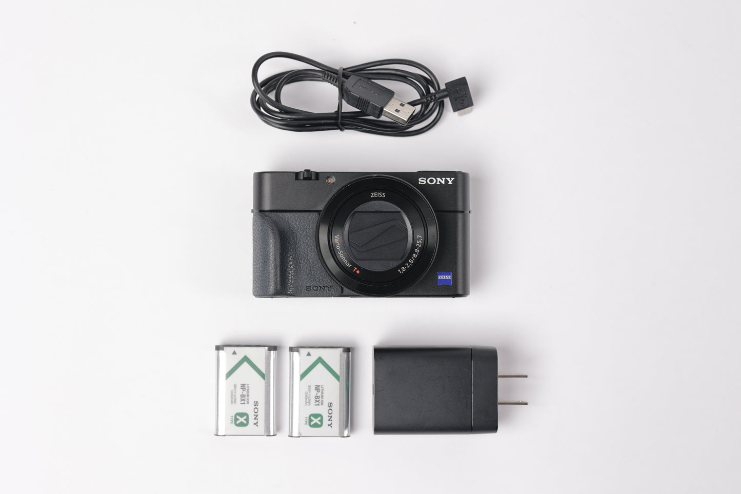 Sony DSCRX100M5/1013690 VA Digital Camera, Used