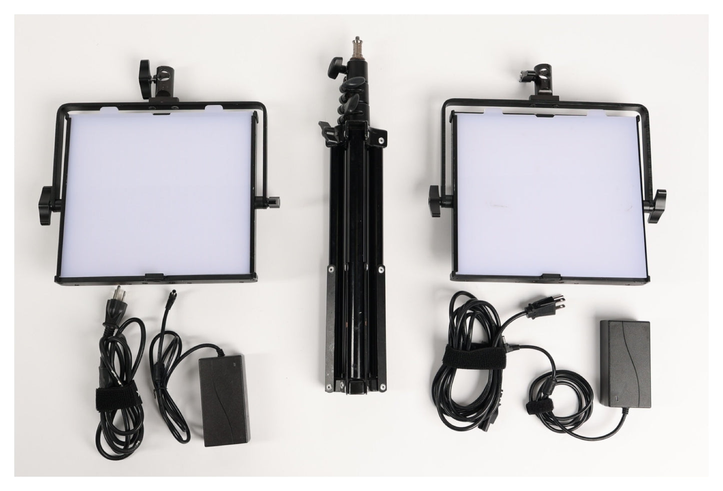 GVM 520LS-B Bi-Color LED Video Light (2 lights & 1 Stand), Used