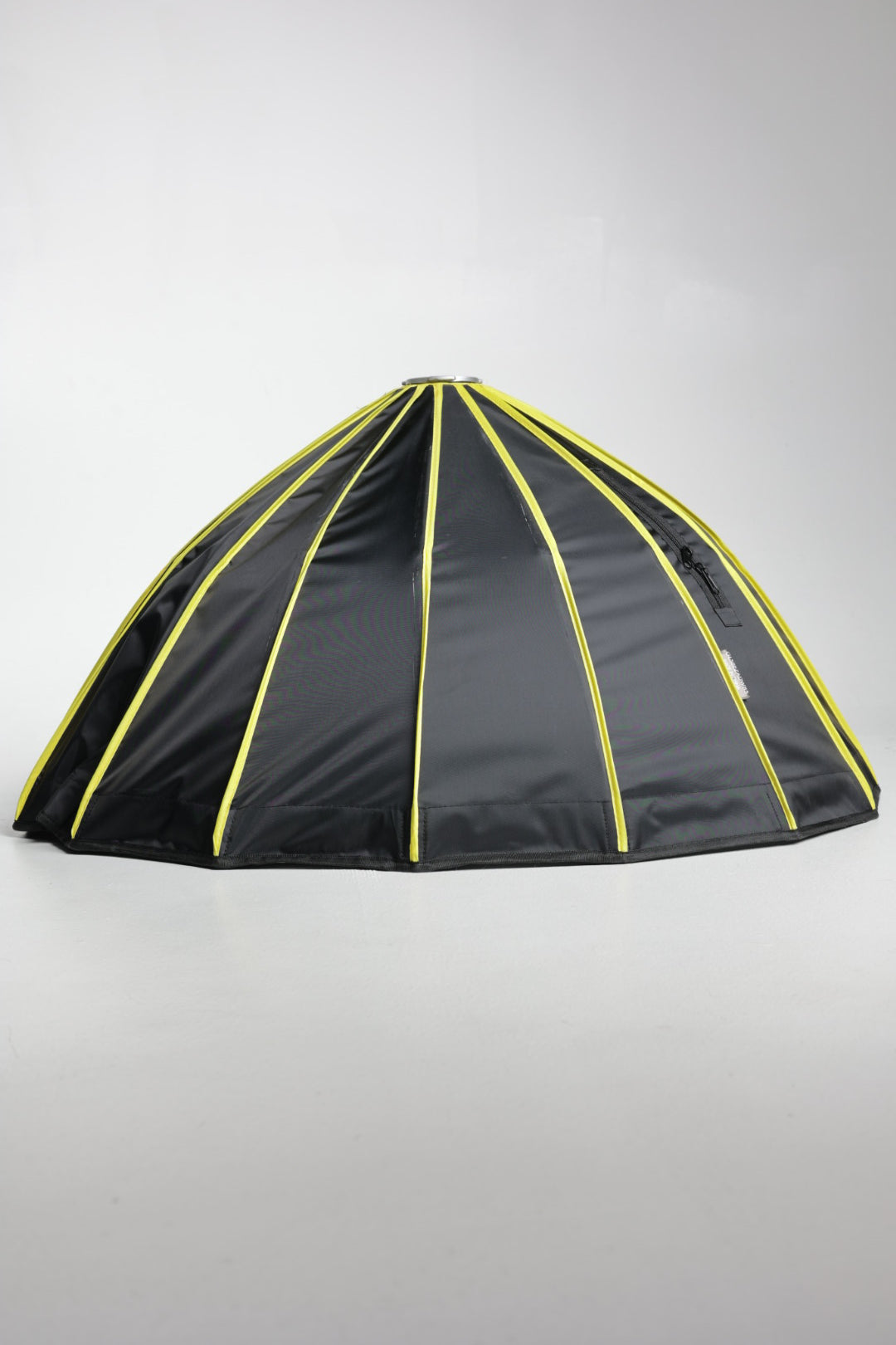 Glow GLSBEZADW85 EZ Lock Deep Parabolic Softbox 33.4", Used