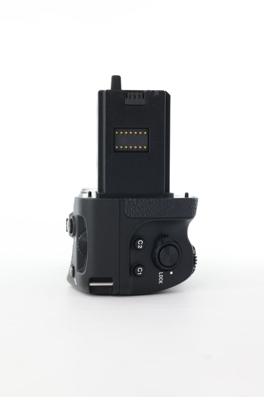 Sony VGC4EM/3354016 Vertical Grip, Used