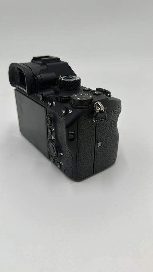 Sony A7RIII/6135087 A7R Mark III, Body Only, Used