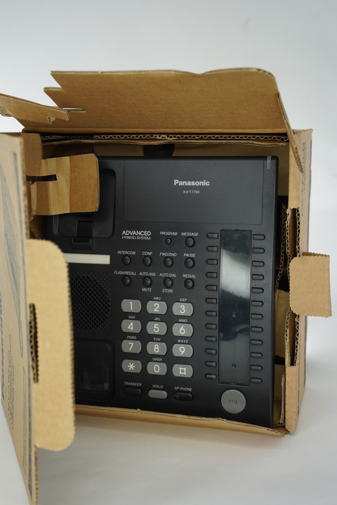 Panasonic KXT7720B Corded Desktop Phone, Used.