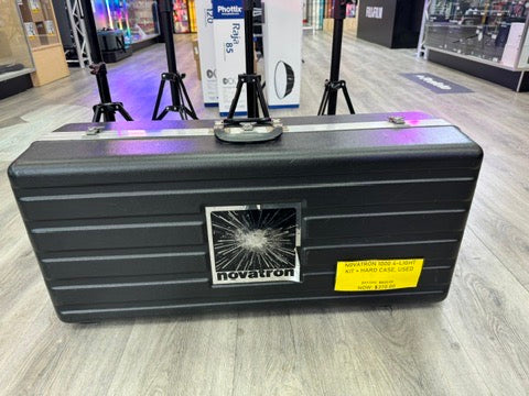Novatron 1000 4-Light Kit (includes stud adapters) + Hard Case Bundle, Used
