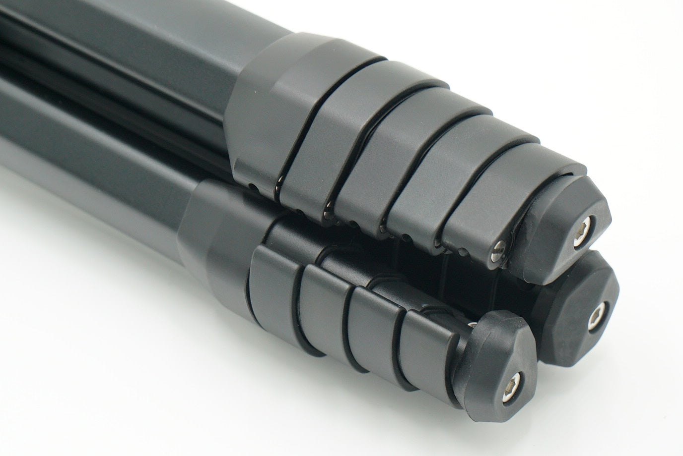 Peak Design TTCB5/01156 Aluminum Travel Tripod, Used