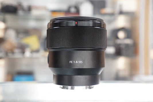 Sony FE 85mm f/1.8 Lens (67) #8069027, Used