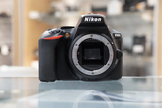 Nikon D5600 DSLR Camera Body w/2-Lens Kit (AF-P 18-55mm f/2.5-5.6 & 70-300mm f/4.5-6.3), Used