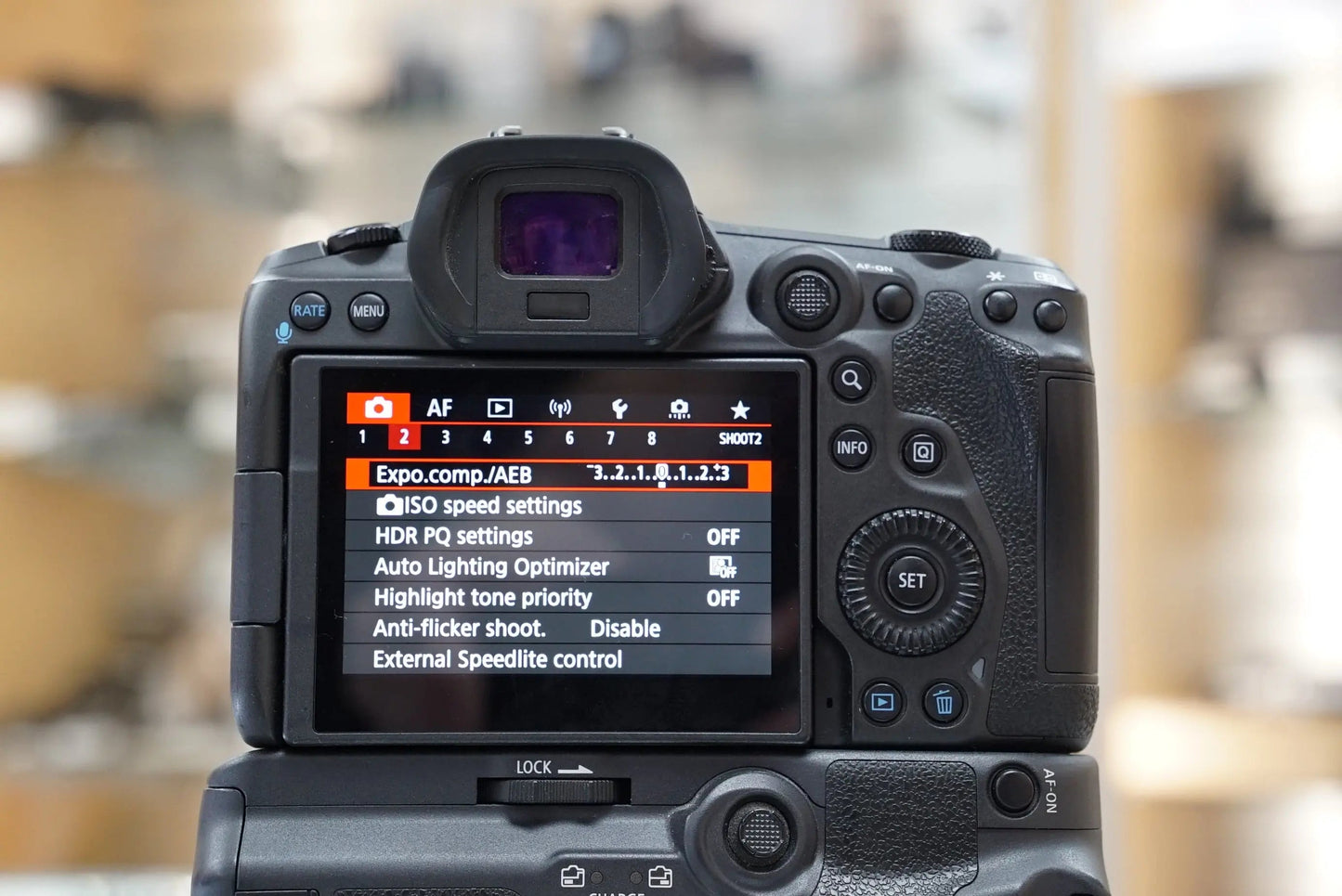 Canon EOS R5 Mirrorless Camera w/BG-R10 Battery Grip #04990, Used