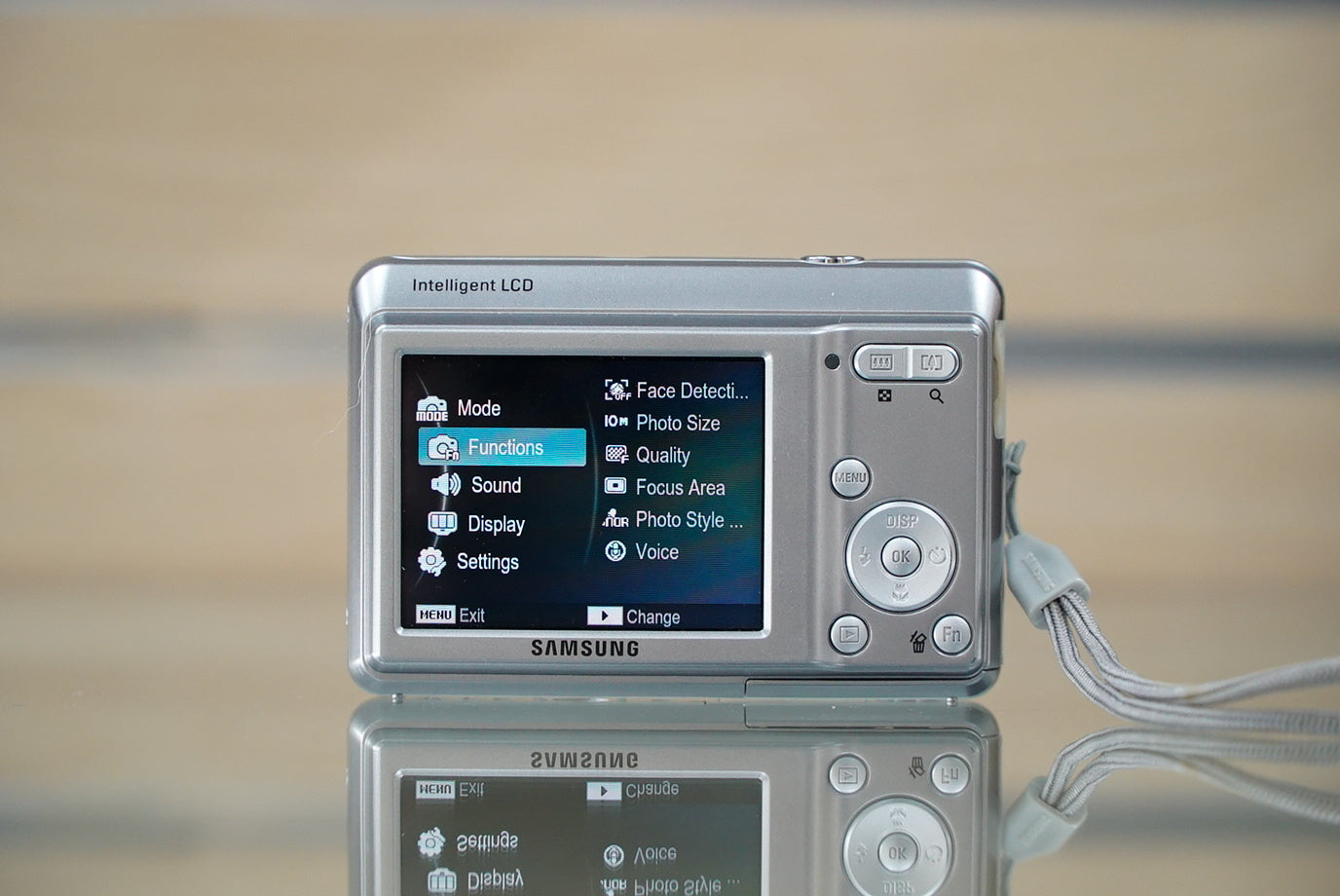 Samsung SL30 Digital Camera Compact 0.2 MP 3X Optical Zoom - Black #2199D, Used