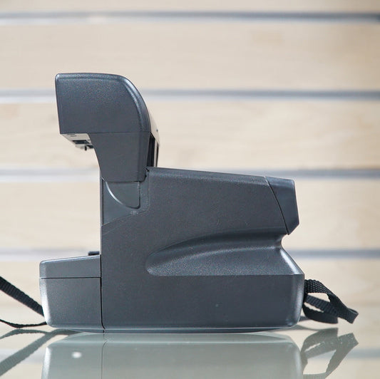 Polaroid OneStep CloseUp 600 Instant Film Camera #3NCDA, Used