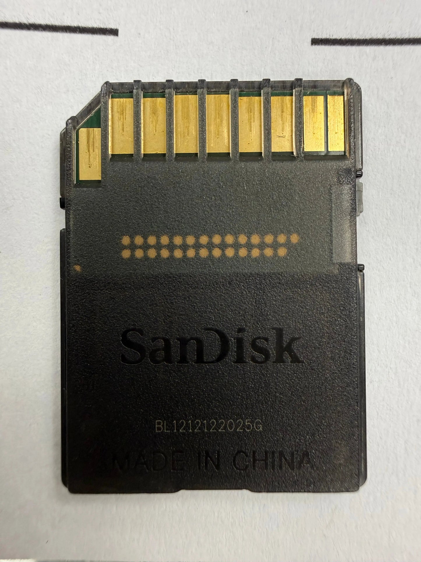 SANDISK 16GBSDHC-2025G Extreme 16GB SDHC I Class 10, Used SANDISK