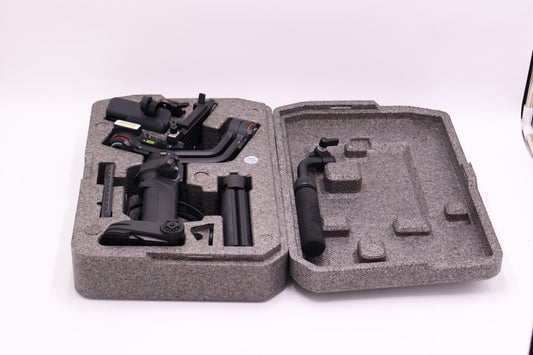 Zhiyun WEEBILL3-10494 WEEBILL 3 3-Axis Handheld Gimbal Stabilizer Combo Kit, Used