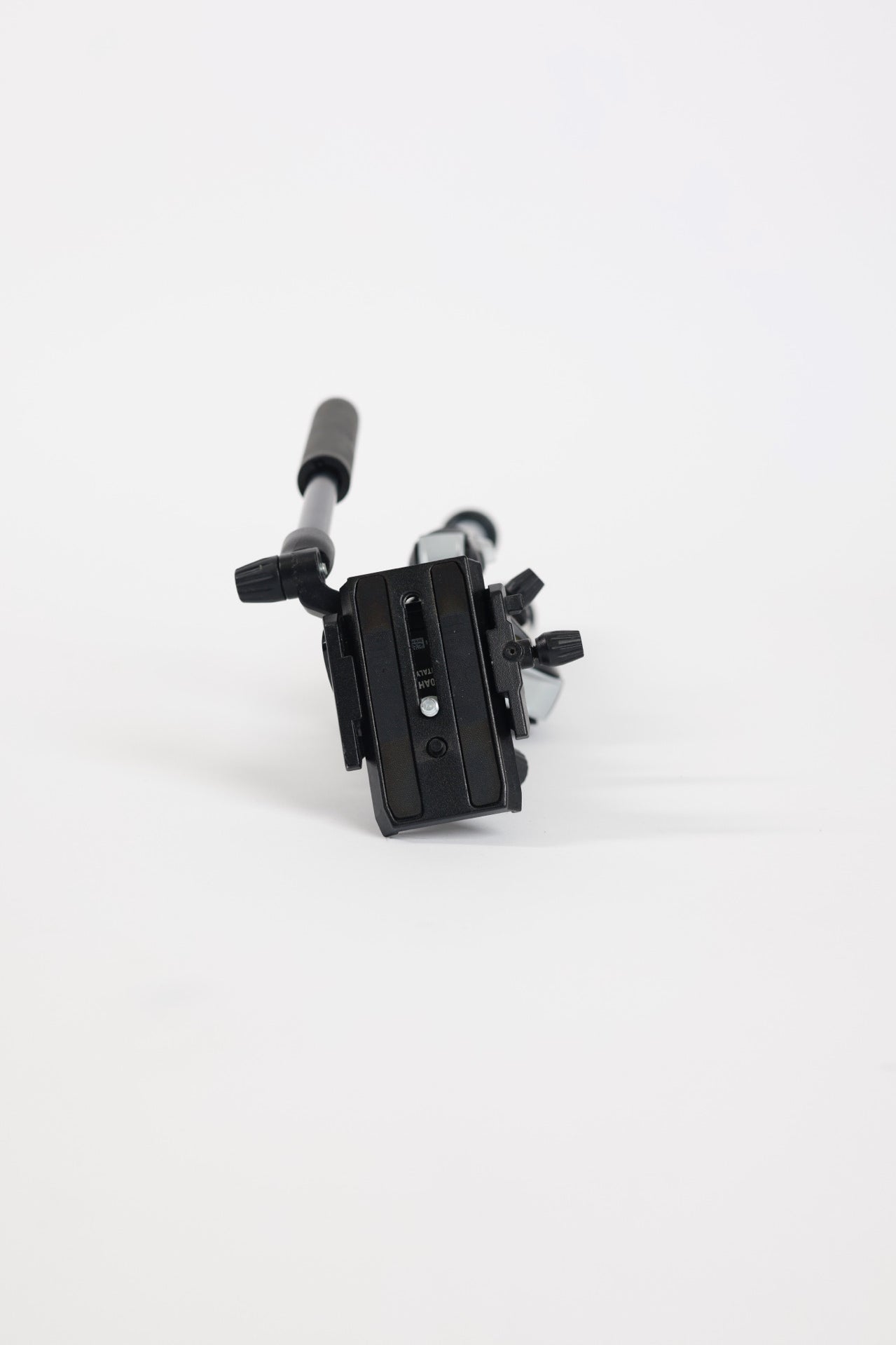 Manfrotto MVKBFRTLIVE Tripod, Used