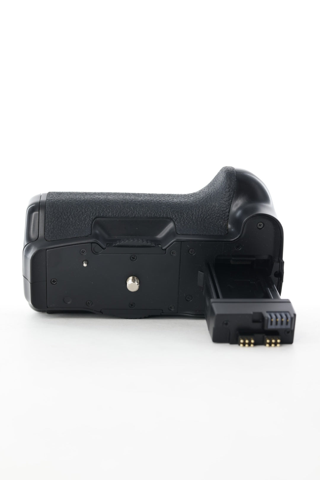 Neewer BGE8 Replacement Battery Grip f/Canon EOS 550D/600D/650D/700D, Used