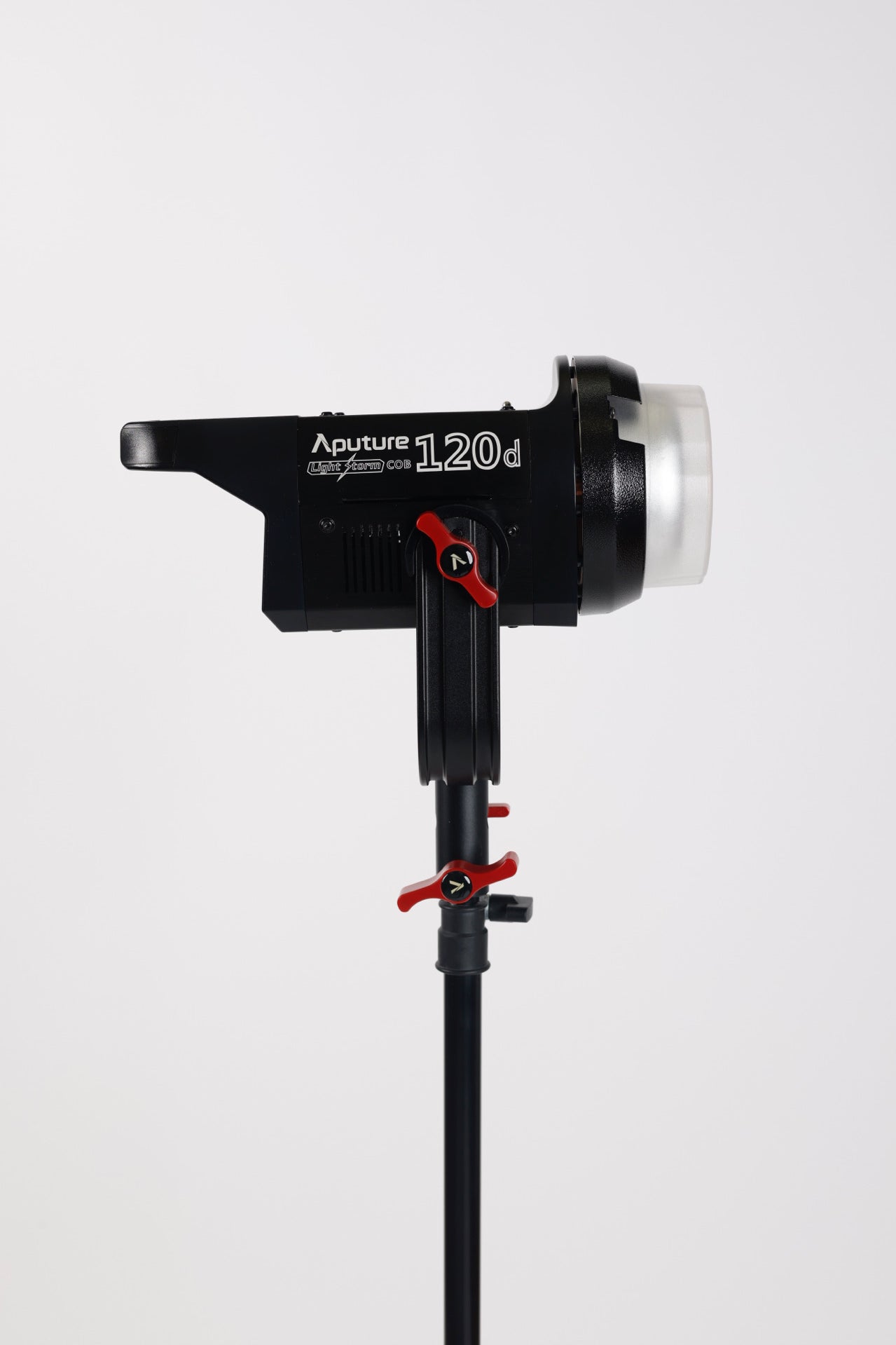 Aputure LS120d Light Storm Monolight, Used