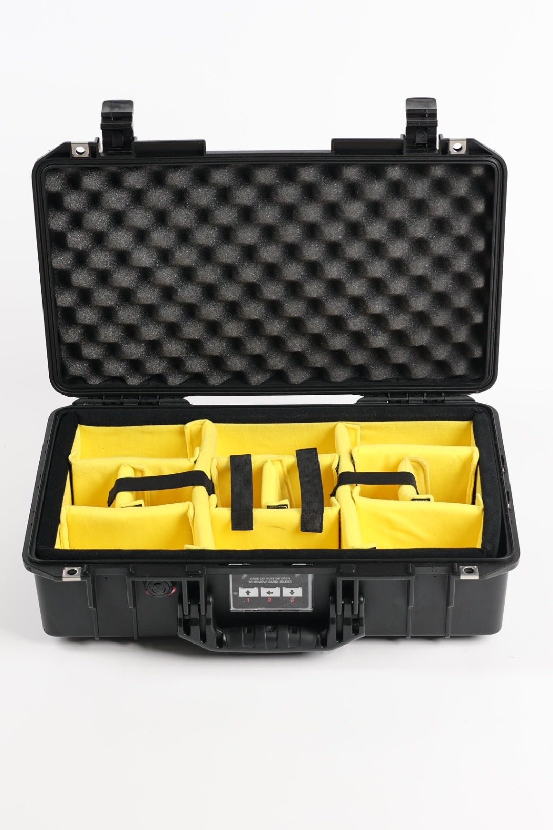 Pelican P1525 Hard Case w/air dividers, Used