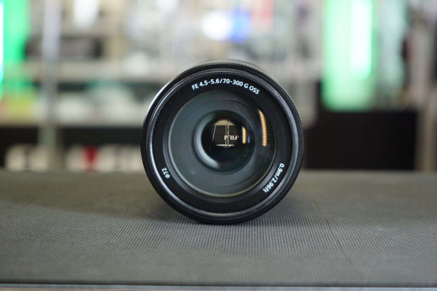 Sony SEL70300G/NA FE 70-300mm f/4.5-5.6 G OSS Lens, Used (For Parts)