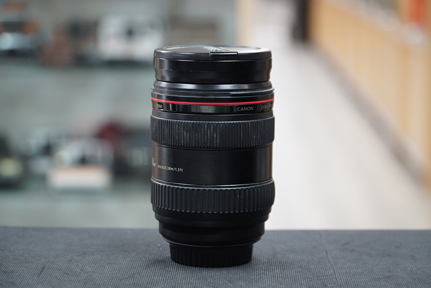 Canon EF2470L/11352 EF 24-70mm f/2.8L USM, Used (For Parts)