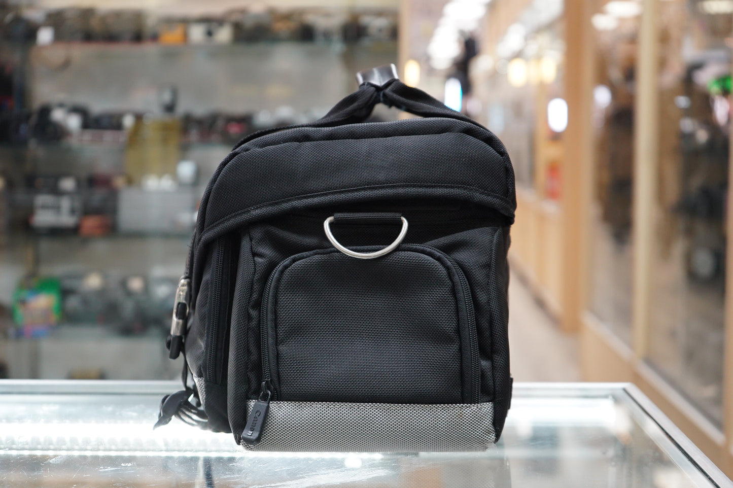Canon Large Shoulder Gadget Bag, Used