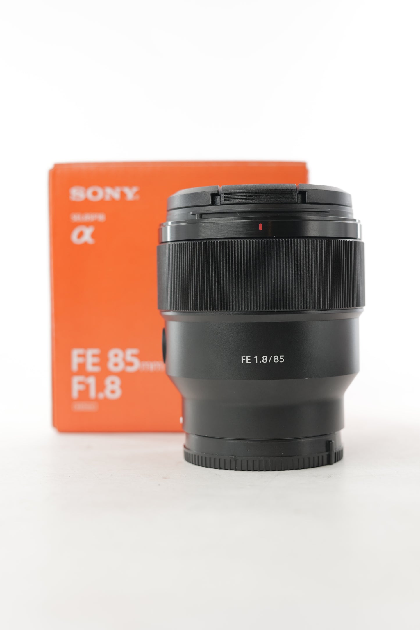 Sony SEL85F18/8049018 FE 85mm f/1.8 Lens, Used