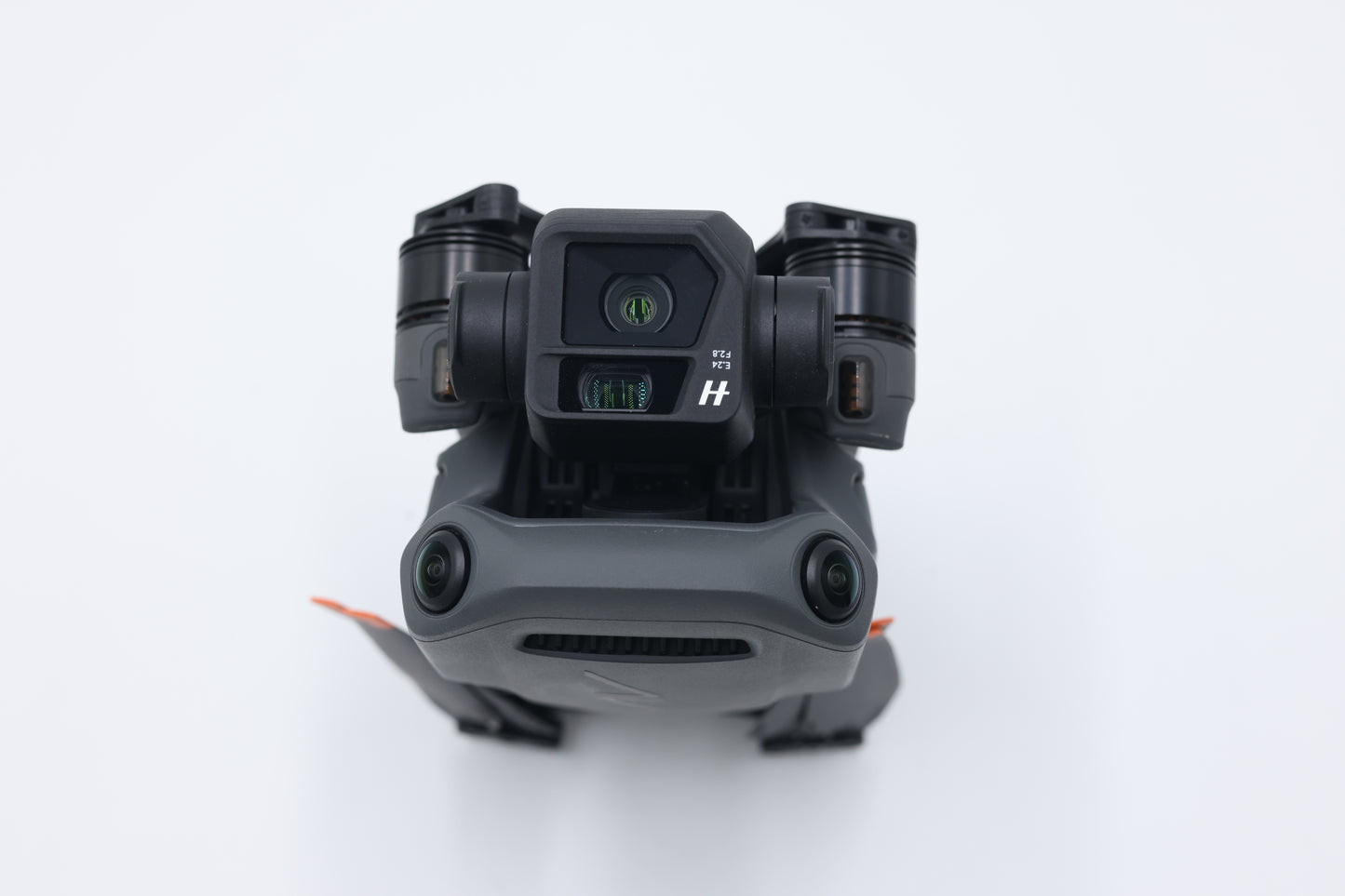 DJI MAVIC3FMC/E0448 Mavic 3 Fly More Combo w/RC Remote, Used