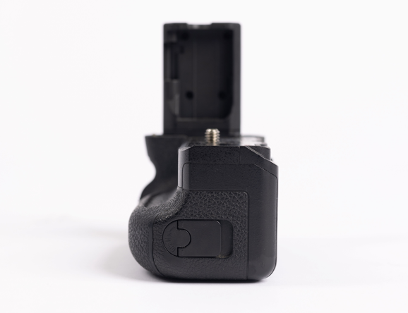 Generic Battery Grip Replacement F/Sony VGC3EM, Used