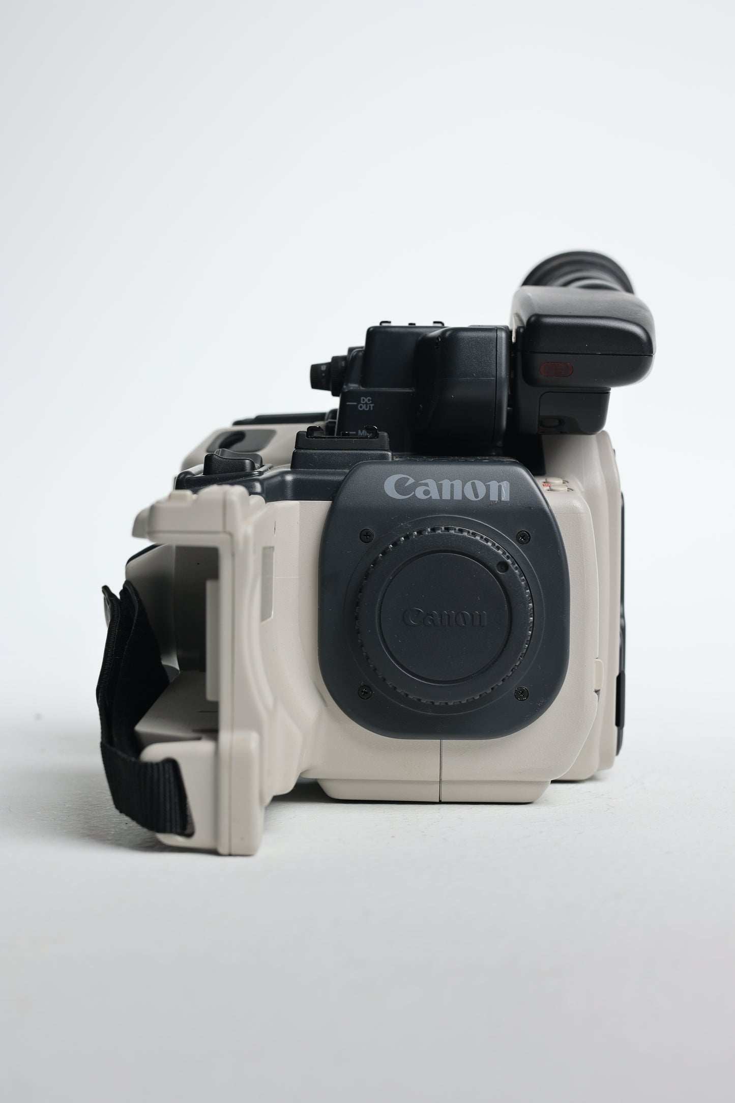 Canon L1/8120/00607 Camcorder + 8-120mm Lens, Used