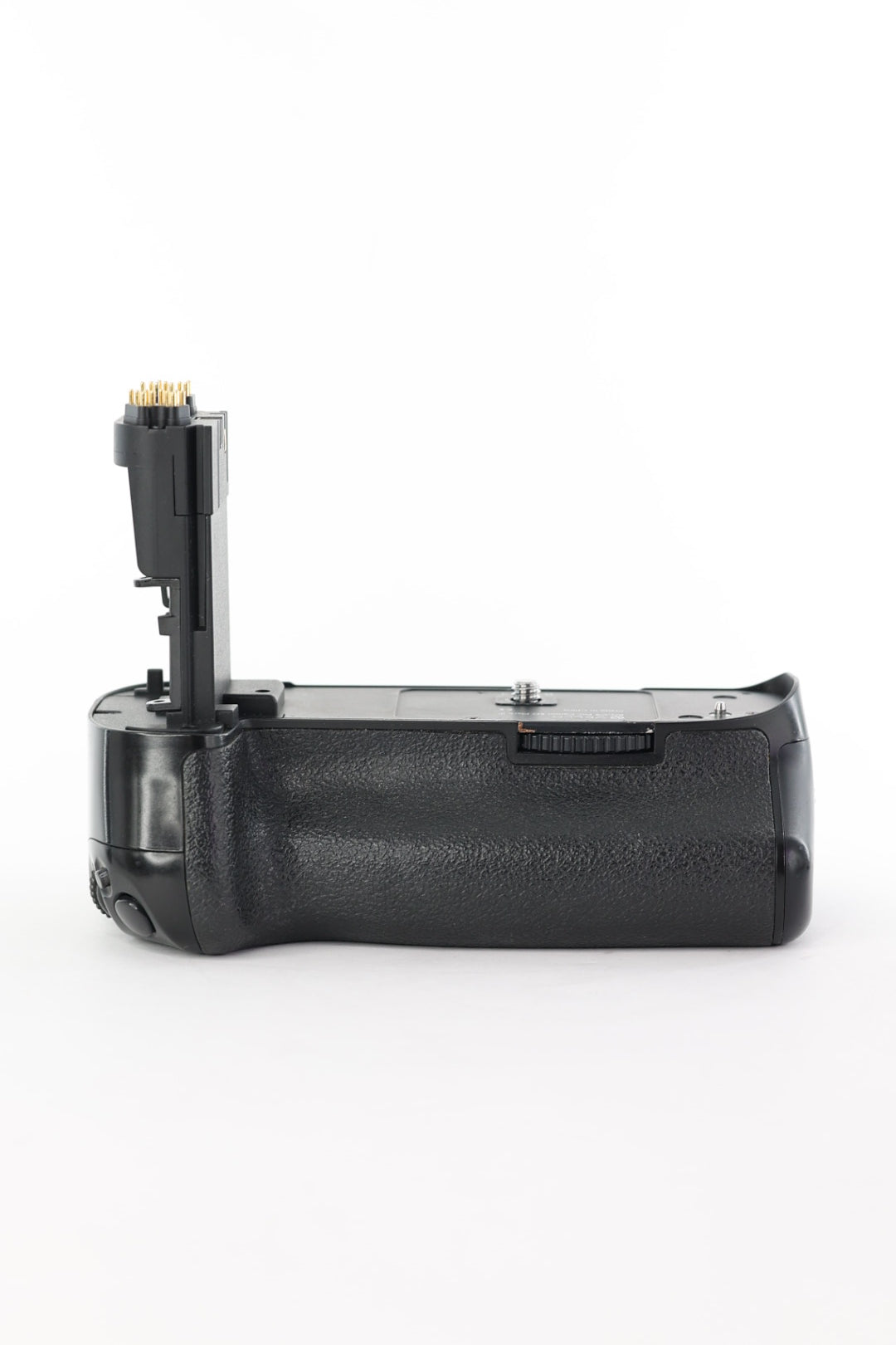 Canon EOS5DMIIIBODY/05633 EOS 5D Mark III, Body Only + Vello Battery Grip BGC9, Used