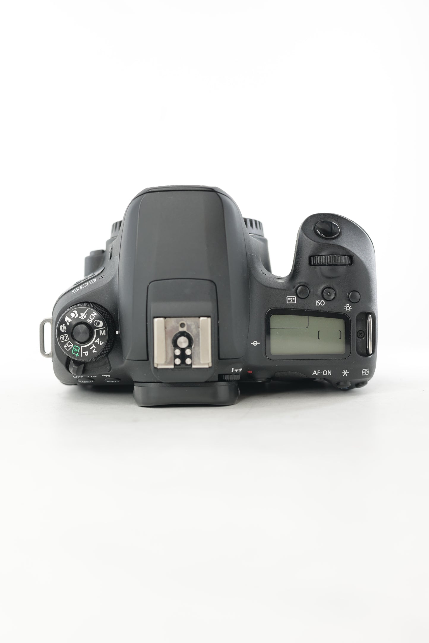 Canon EOS77D/04446 EOS 77D Body Only, Used