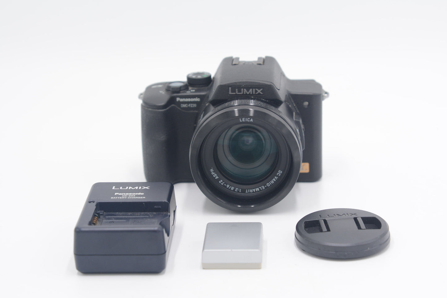 Panasonic DMCFZ20/01174 DMC-FZ20 Digital Camera, Used