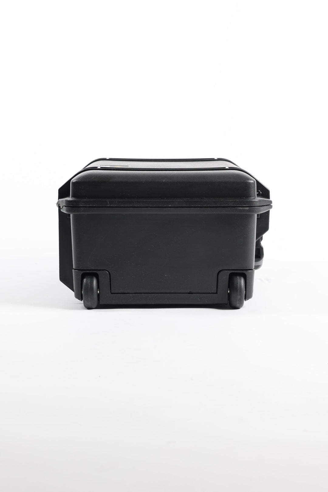 Pelican P1535 Hard Case w/wheels, Used