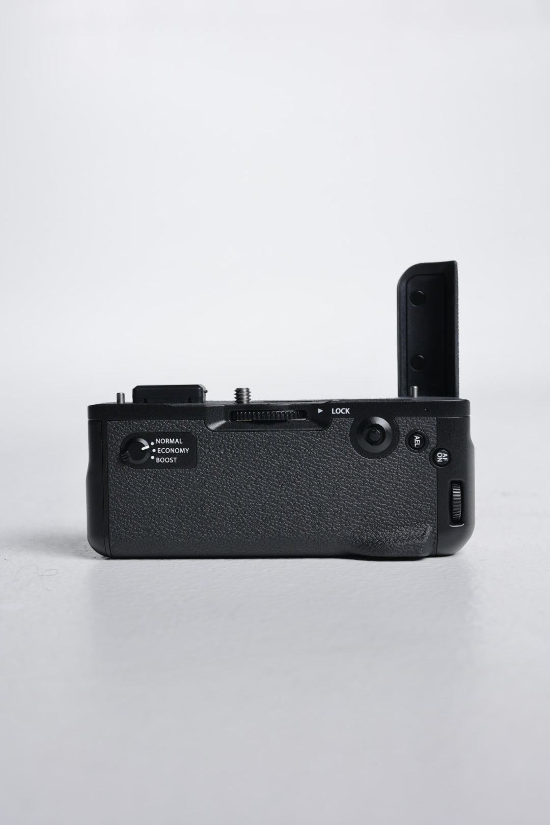 Fujifilm VGXT4/13069 Vertical Battery Grip F/XT4, Used