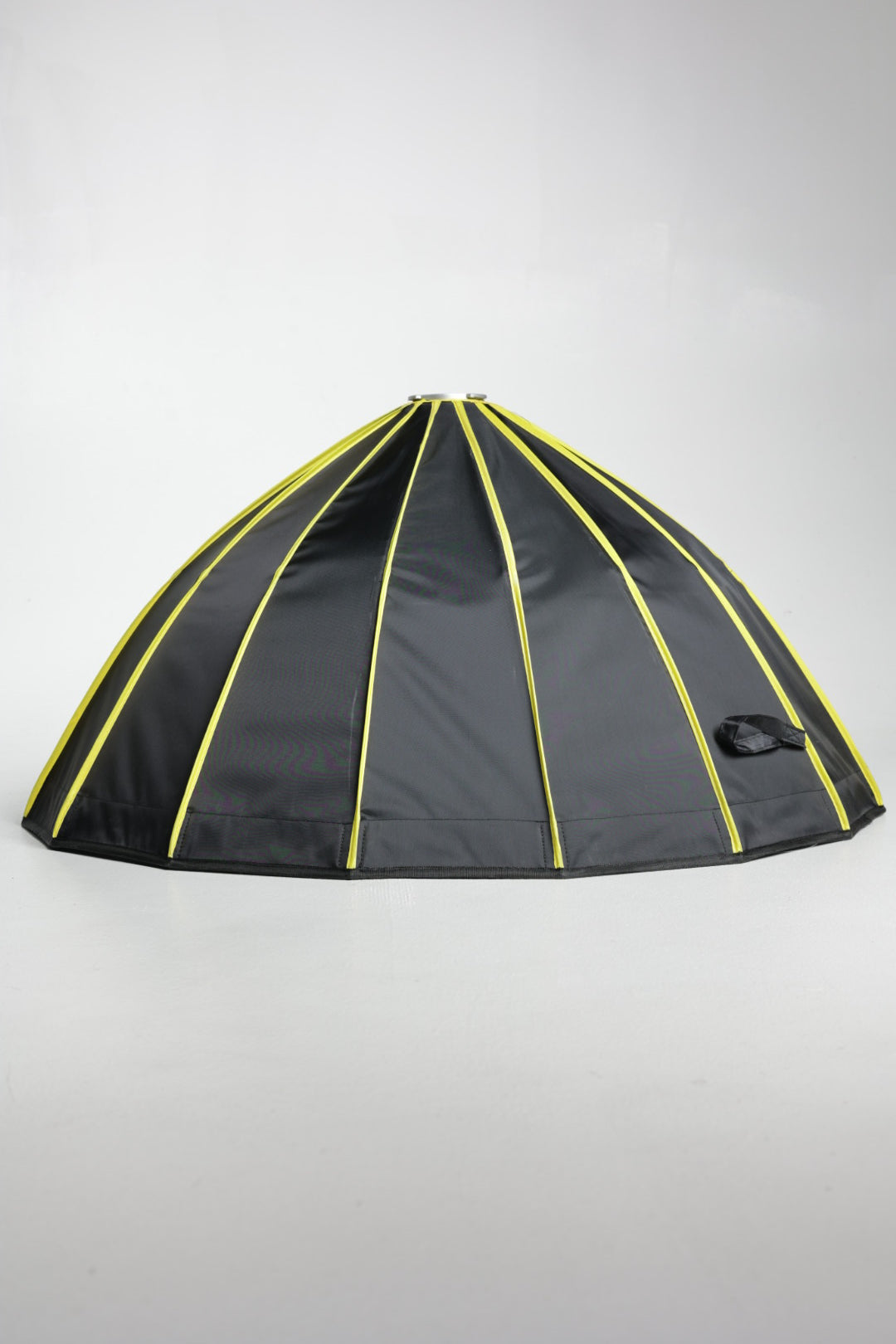 Glow GLSBEZADW85 EZ Lock Deep Parabolic Softbox 33.4", Used