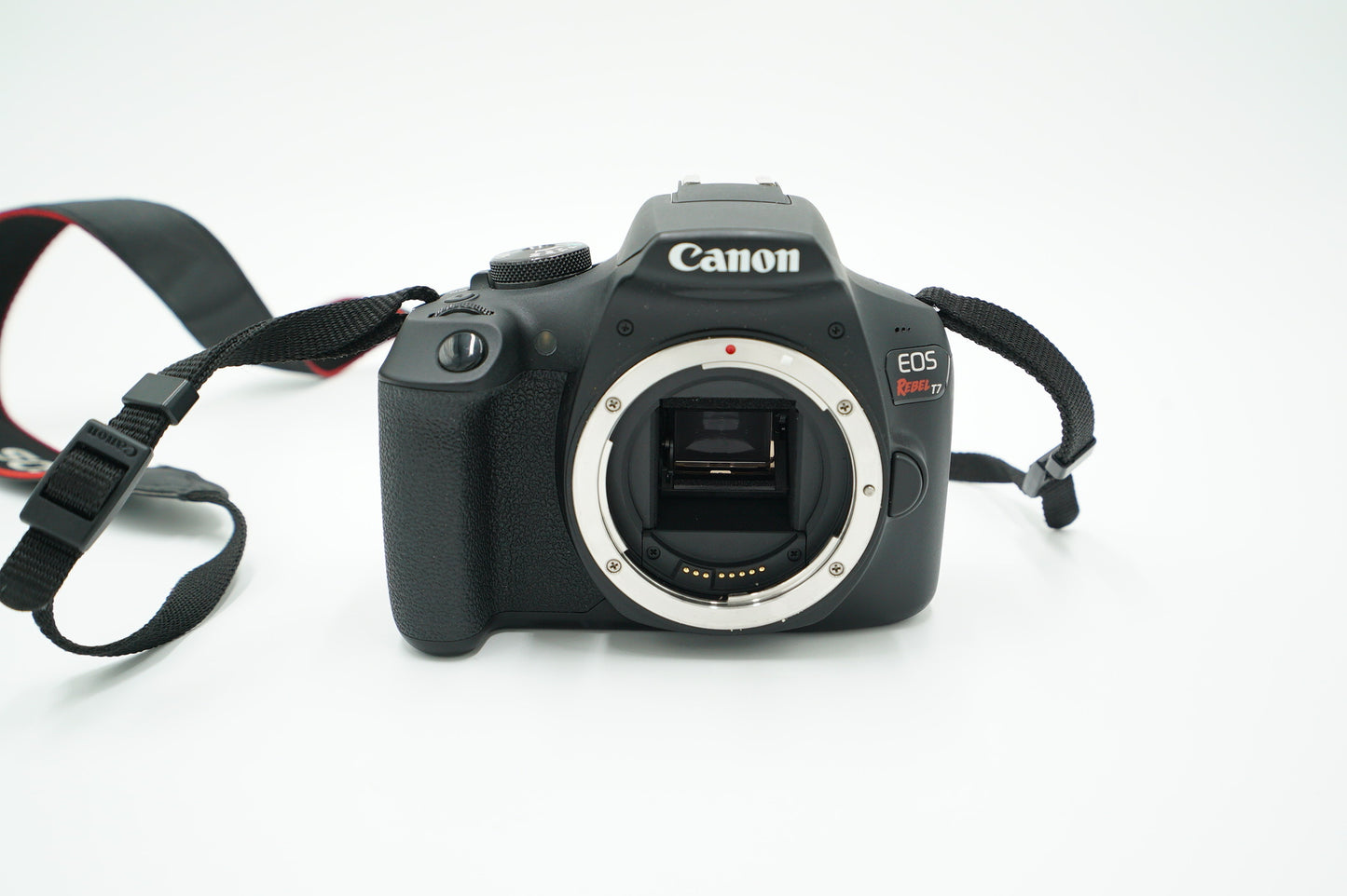 Canon EOSREBELT7/DUALLENS/02695 Rebel T7, EF-S 18-55mm f/3.5-5.6 IS II + EF 75-300mm f/4-5.6 III, Used