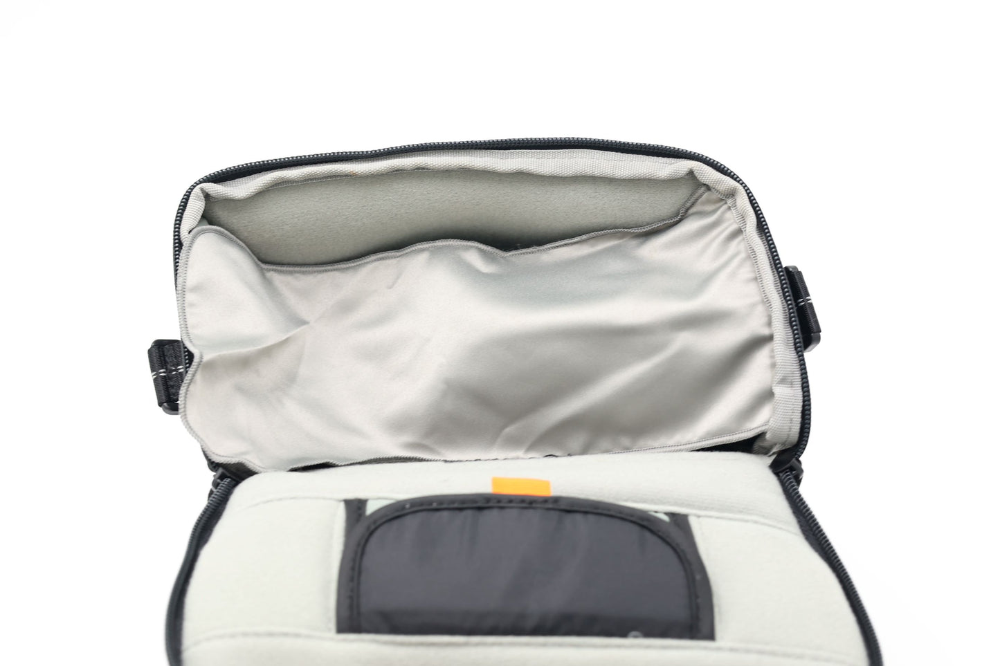 Lowepro Rezo 170 AW Camera Case, Used