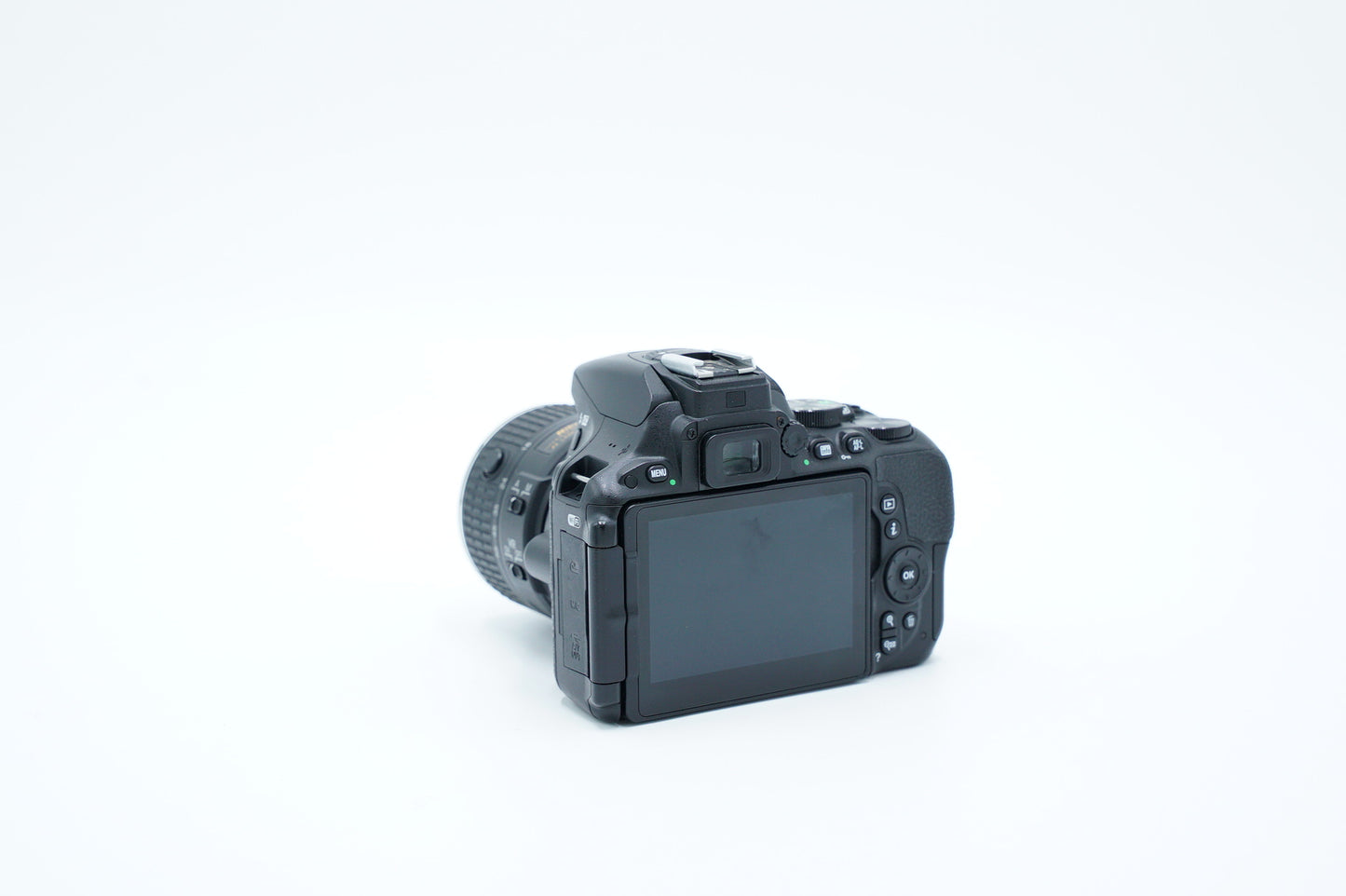 Nikon D5500/1855/89317 D5500 + AF-S 18-55mm f/3.5-5.6G II DX VR, Used