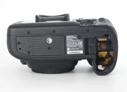 Canon EOS5DMIVBODY/00036 EOS 5D Mark IV + BGE20 Battery Grip, Used