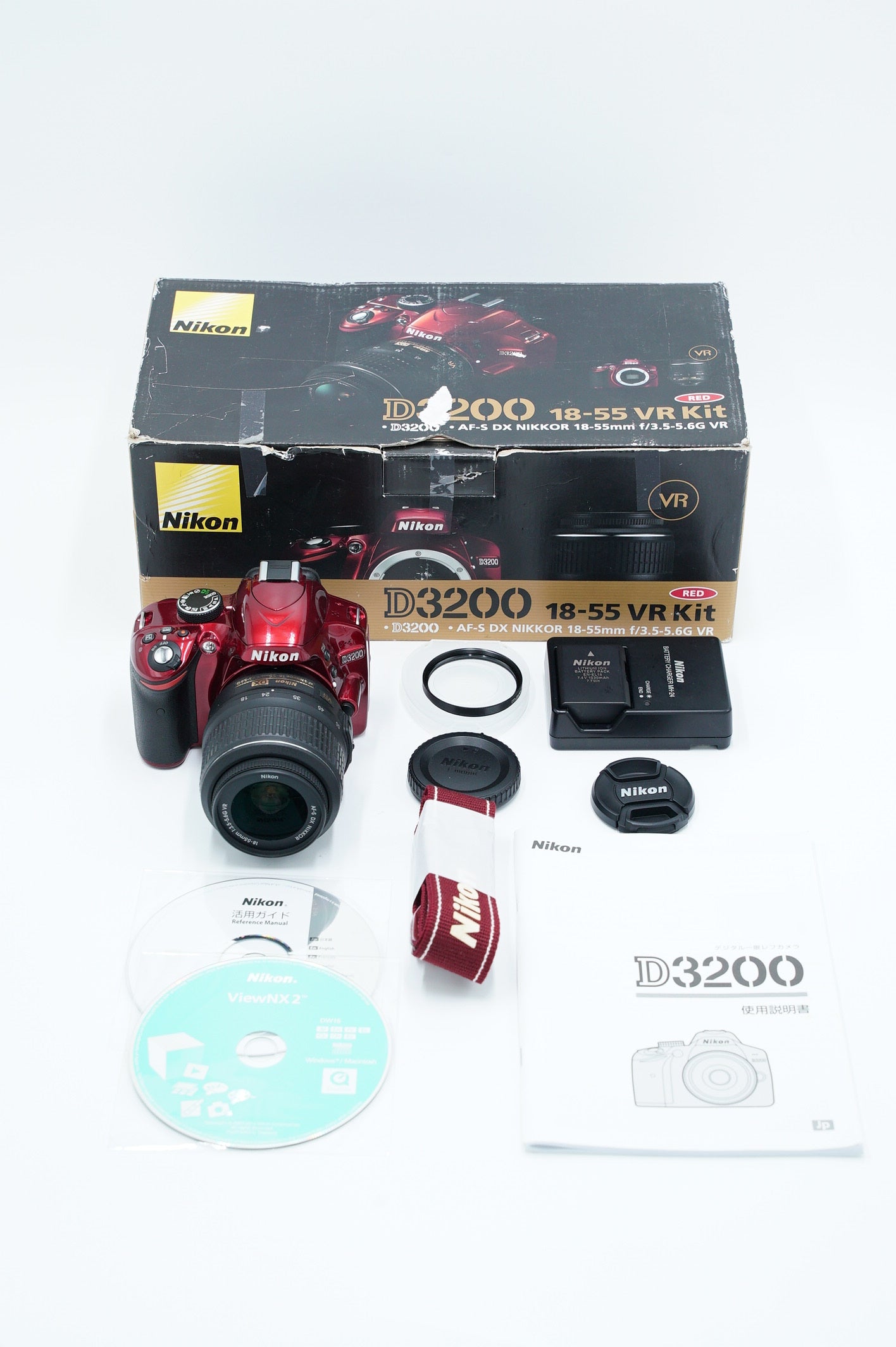 Nikon D3200/1855/11807 D3200 + AF-S 18-55mm f/3.5-5.6G VR, Used
