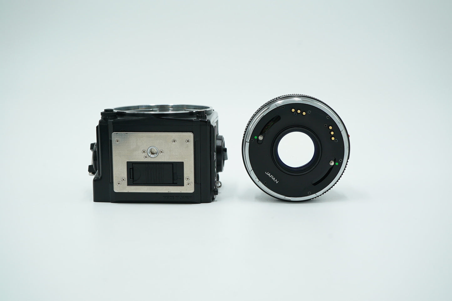 Bronica ETRSi/14483 Camera w/75mm f/2.8 Lens, Used