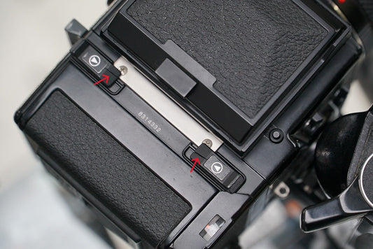 Bronica ETRSi-14483 Camera w/75mm f/2.8 Lens, Used